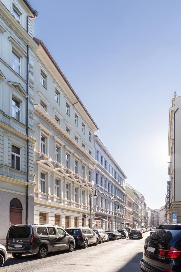 Turnkey I Republic Square Apartments ปราก ภายนอก รูปภาพ